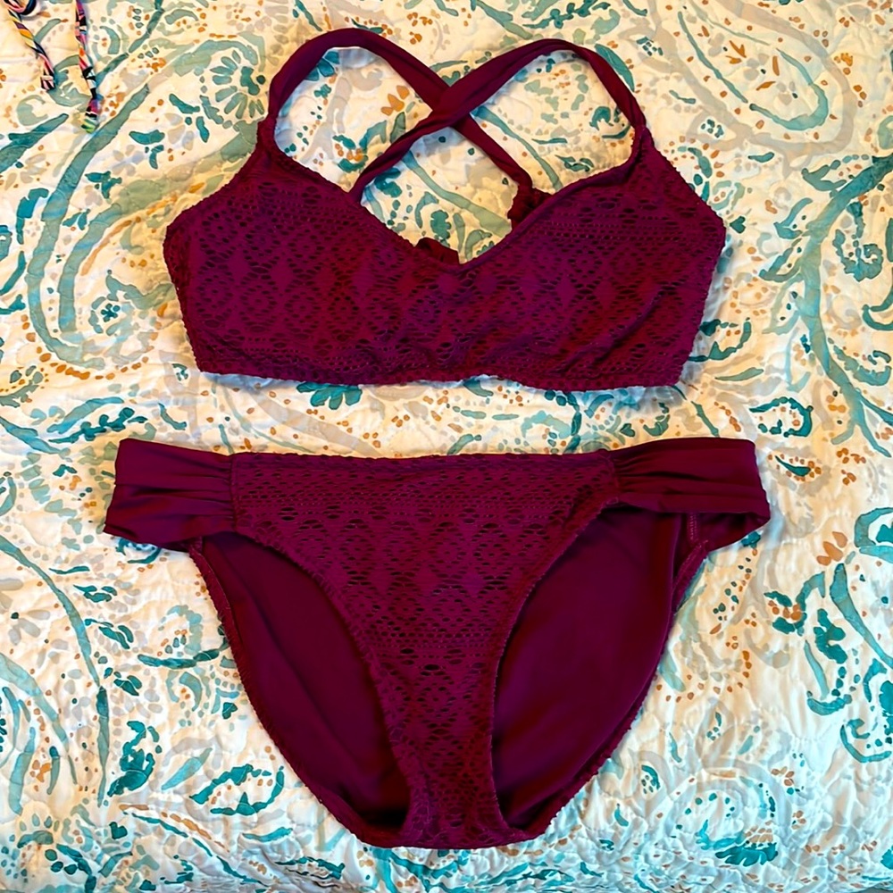 Juniors girls burgundy lace bikini two-piece L & XL